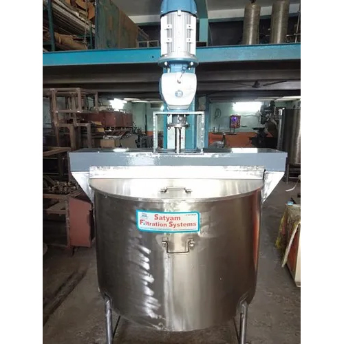 SS 304 Liquid Mixing Tank