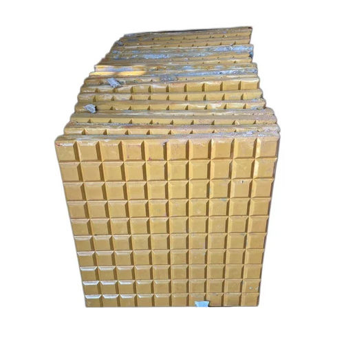 Yellow Concrete Parking Chequered Flooring Tiles Size: Customized