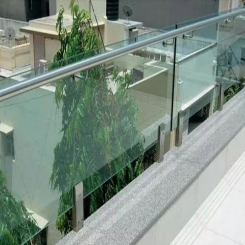 SS Railing With Glass Fitting
