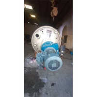 Stainless Steel Reaction Vessel Capacity: 1 Kiloliter/day