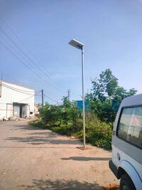 18 Watt Solar LED Street Light