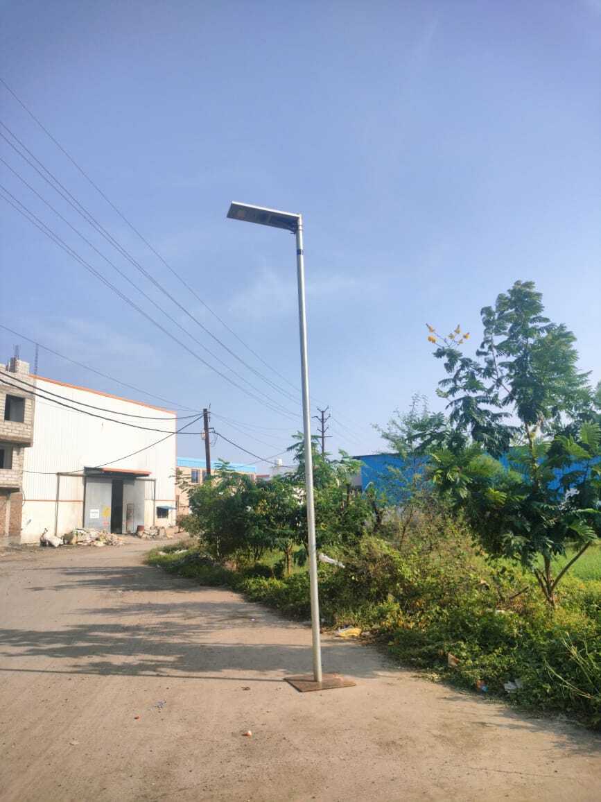 24 Watt Solar LED Street Light