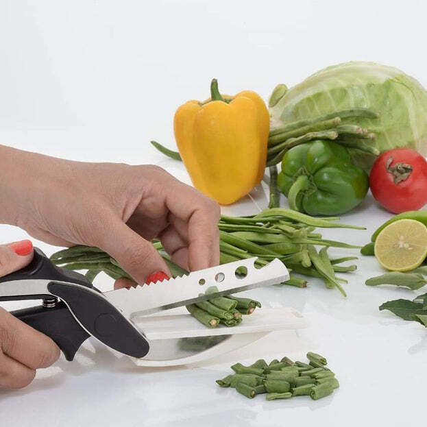 STAINLESS STEEL 4 IN 1 CLEVER CUTTER BLACK (0073)