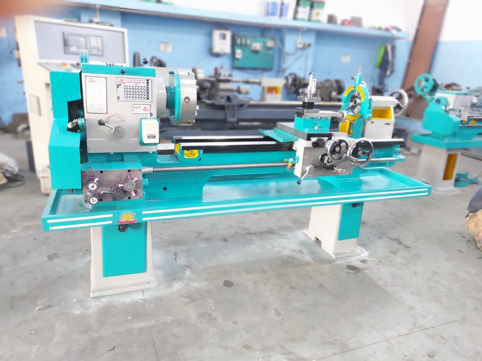 Medium Duty Lathe Machine