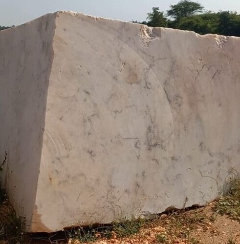 Natural Mine Extracted White Quartz Blocks for Tile Making Industries and Slabs