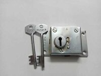 Rolling Shutter Gate Lock