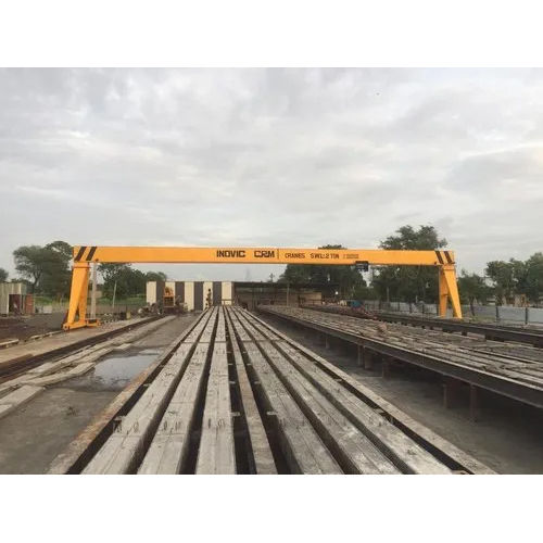 Gantry Goliath Cranes - Max Lifting Load 30-40 Tons, 10-20m Span, Yellow Finish, 3-4m/s Lifting Speed, with Emergency Stop Feature