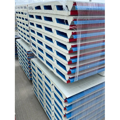 Color Coated Puf Sandwich Panel - Size: Standard