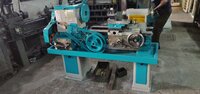 4.06 Feet Medium Duty Lathe Machine