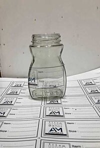 100 Ml Coffee Jar - Quality Glass Material, Customizable Size, Transparent Color | Engravable, Hygienic Storage Solution For Coffee