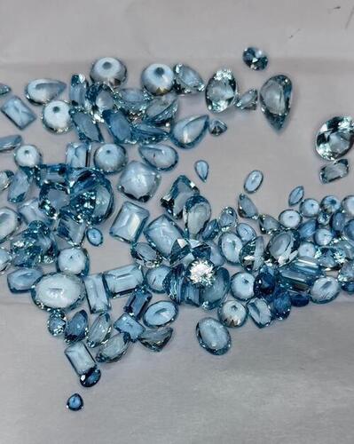 Natural Faceted Aquamarine Gemstones - Shape: Oval Cut