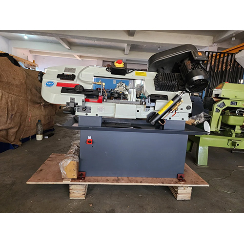 Angular Cutting Band Saw Machine 712N