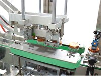 Automatic Vacuum Capping Machine