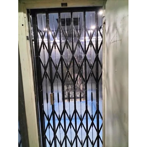 Collapsible Gate Lift