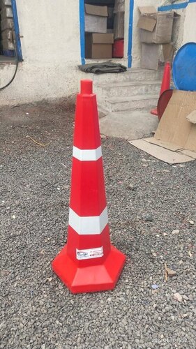 RS-TC1000HX Road Safety Cones (1000 mm Hexagonal Base)