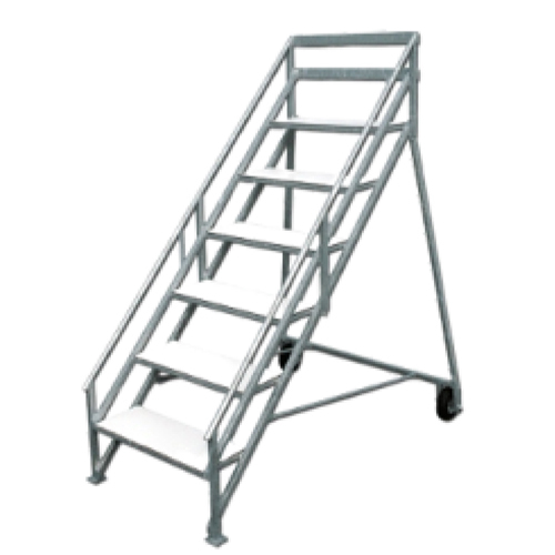 Judge Stand
