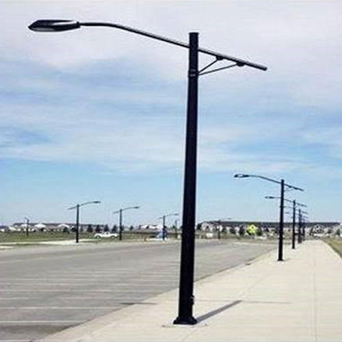 Outdoor Lighting Pole - Color: As Per Availability