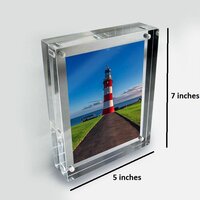 Magnetic photo frame