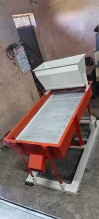 Wheat Cleaning Machine - Cast Iron, 52x28x42 Inch, White | 1000 Kg/hr Capacity, 1 Hp Power, Manual Control, Low Energy Consumption, 1 Year Warranty, 65 Kg Weight