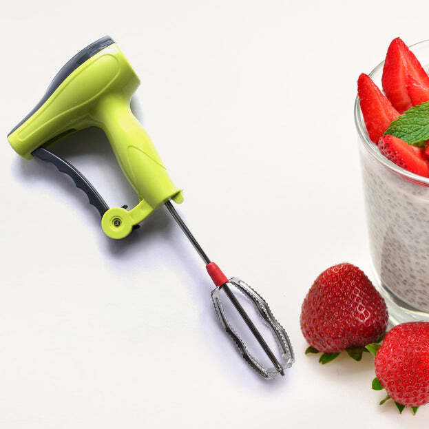 POWER FREE MANUAL HAND BLENDER WITH STAINLESS STEEL BLADES MILK LASSI MAKER EGG BEATER MIXER RAWAI (0723a)