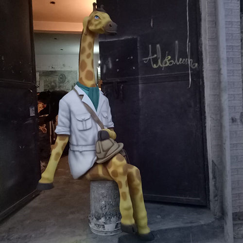 Fiber Cute Giraffe Statue