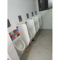 White Hpl Board Urinal Partition Size: Different Size