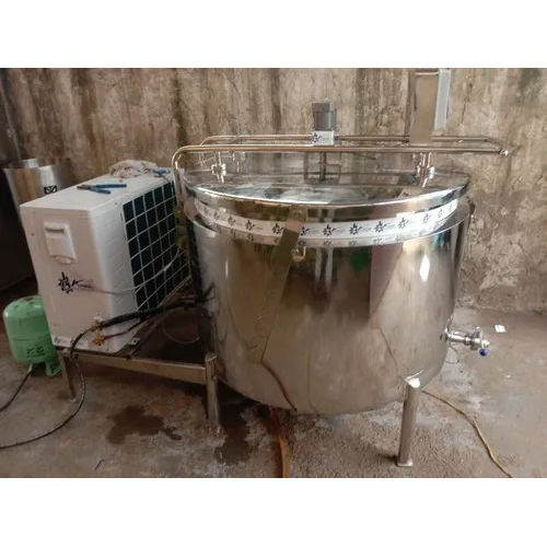 250Ltr Manual Bulk Milk Cooler