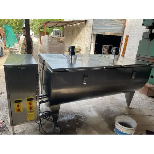 Semi Automatic Bulk Milk Cooler