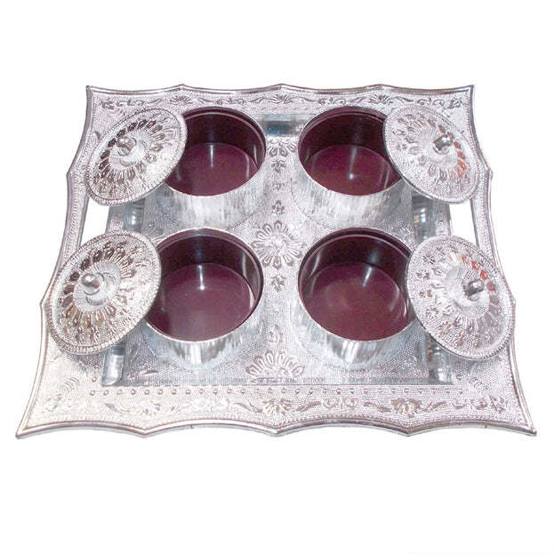 DRY FRUIT AIR TIGHT BOWLS TRAY WITH LIDS 4 SECTION SNACKS MUKHVAS DANI (2218)