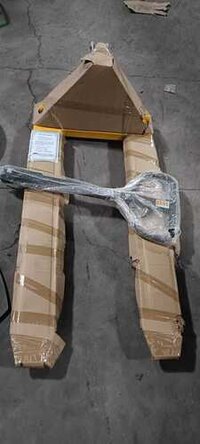 Pallet Truck By Triumph Infra Equipments