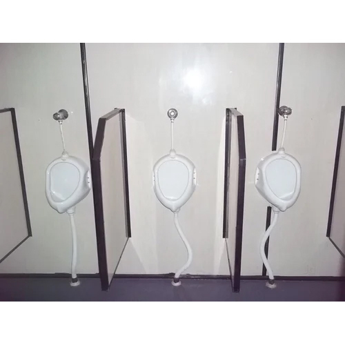 G I Portable Urinal Toilet Cabin