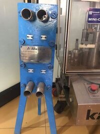 Plate Type Heat Exchanger - 500x800x300 Mm, 2 Mm Thickness, 120â°c, 8 Bar Working Pressure, 4 Pipe Flow