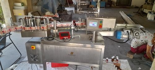 Self Adhesive Labelling Machine