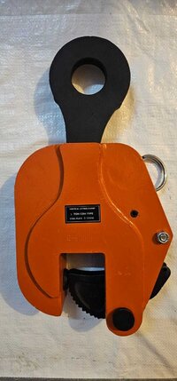 Vertical Plate Lifting Clamp