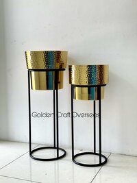 High Quality Planter Set of 2 in iron with gold plated finish for interiors