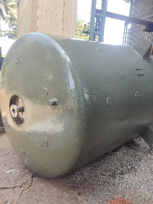 7 kl jacketed reactor