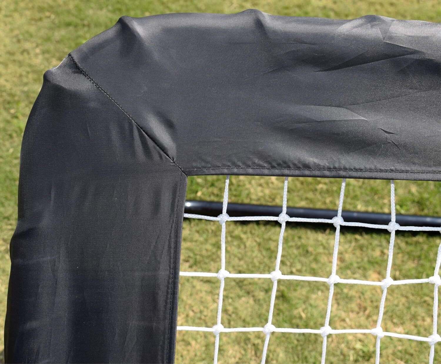 SAS SPORTS Football Rebounder With Contour Cover