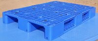 Blue Injection Molded 4 Way Plastic Pallets