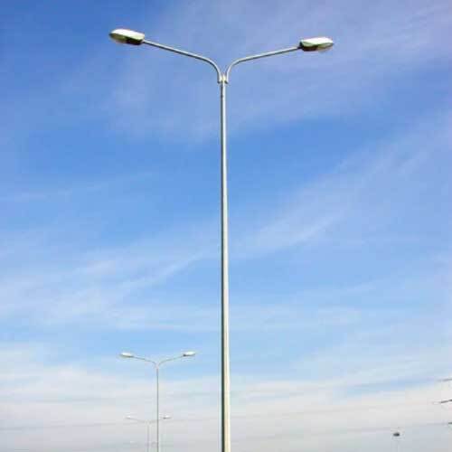 Silver Gi Octagonal Street Lighting Pole