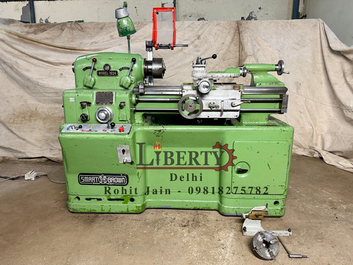 Smart and Brown England Tool Room Lathe Machine