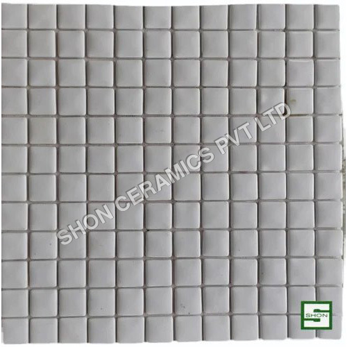 SQ 24 Glass White