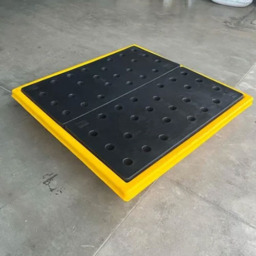 Industrial Spill Containment Pallets