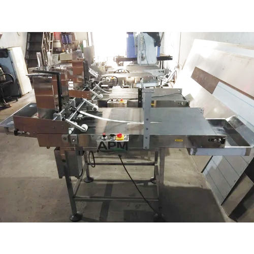 SS304 Automatic Carton Feeder With Conveyor And Mounting Bracket