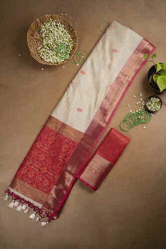Red and White Raw Silk Jamdani Saree