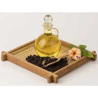 Pale Green To Yellowish Black Pepper Oil - Purity: High