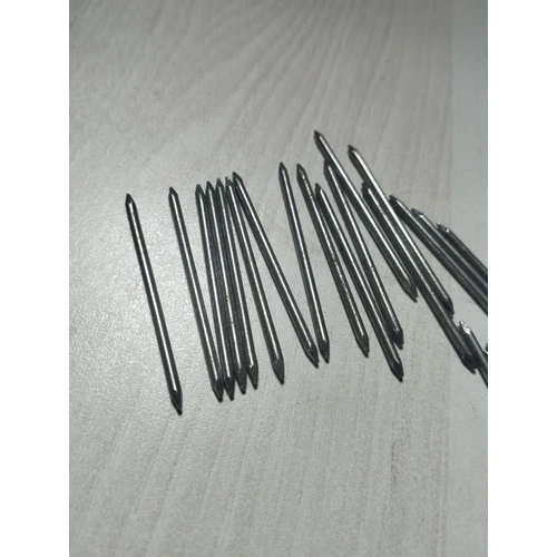 Double Pointed Wire Nail
