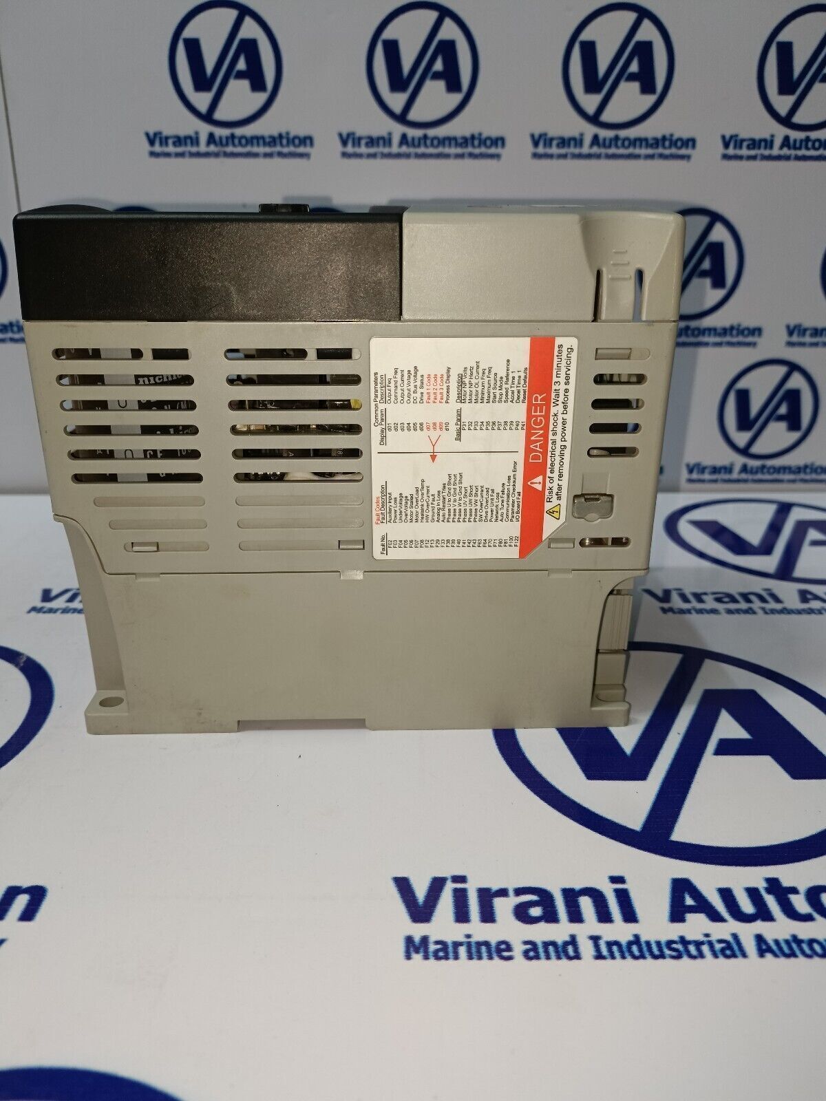 ALLEN-BRADLEY 22A-D4P0N104 Series A Powerflex4 3phase 1.5KW 2HP 4A Ac Drive vfd