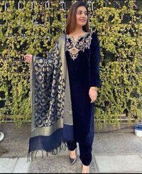 Embrodory Velvet Suit - Color: Black
