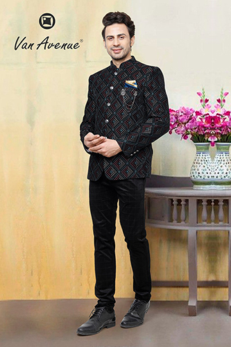 Multi Threaded Valvet Jodhpuri