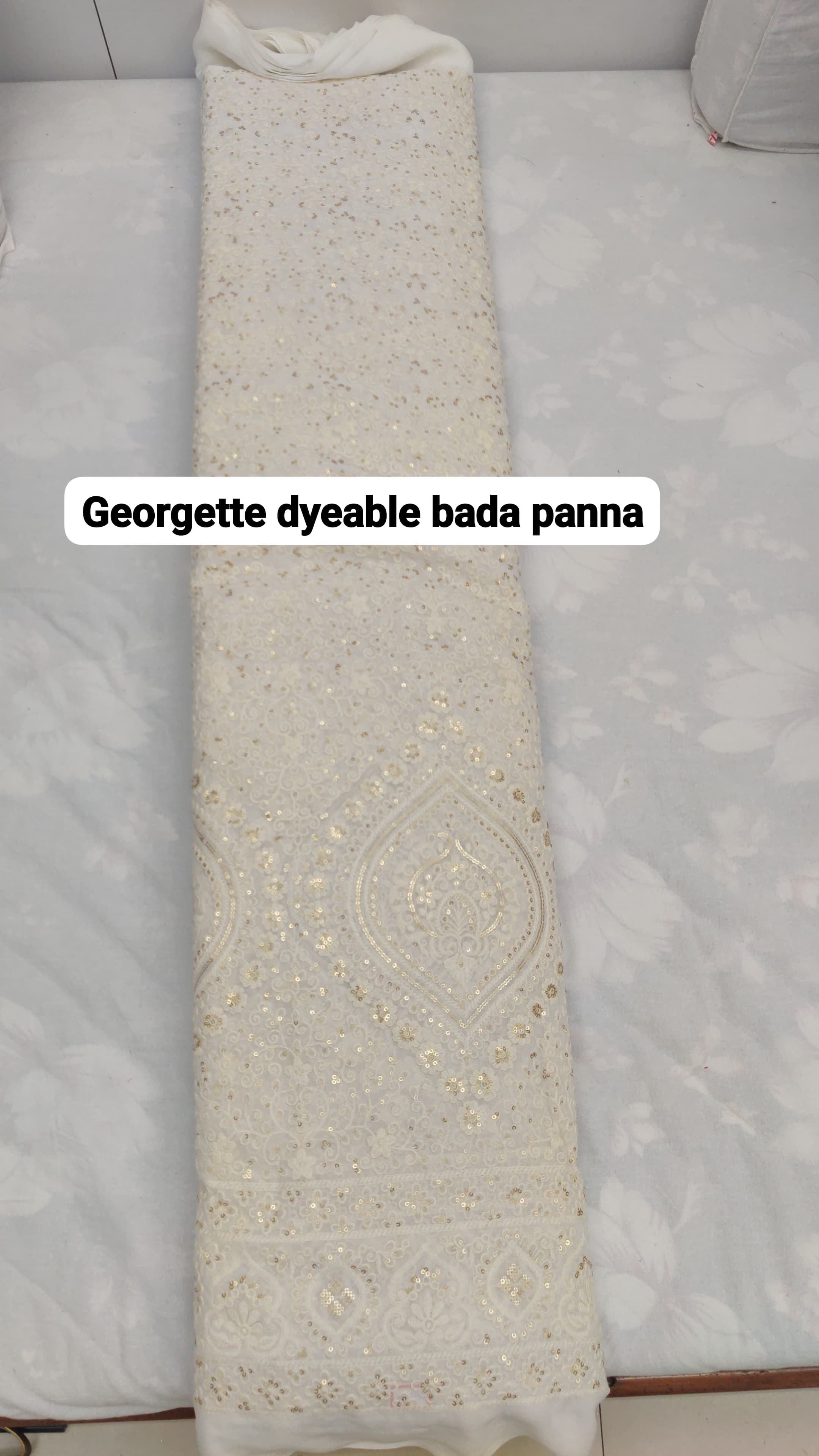 GEORGETTE DYEABLE FABRIC.